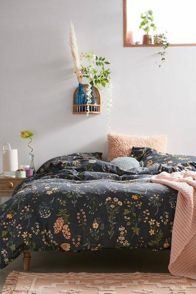 Myla Floral Duvet Set in Charcoal at Urban Outfitters